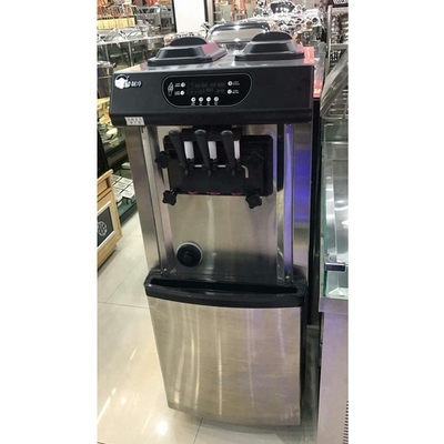Vending Market Soft Serve 3 Flavor Ice Cream Machine con prestazioni super 220V/50Hz