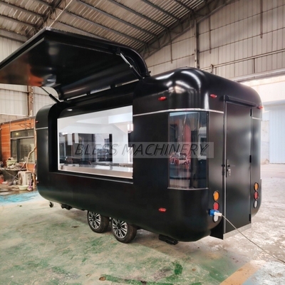 Four Wheeler Food Warmer Trailer negli Stati Uniti con funzione di produzione di cibo e acciaio inossidabile