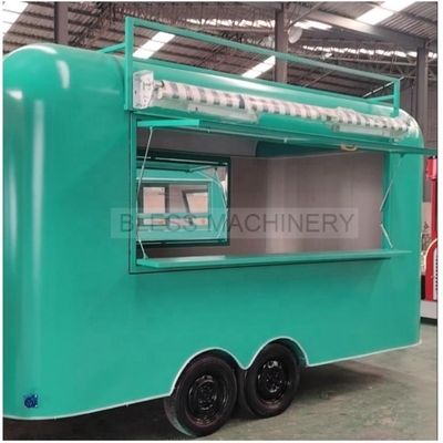 Camion alimentare mobile in acciaio inox in Europa con cucina completa e lunga durata di vita