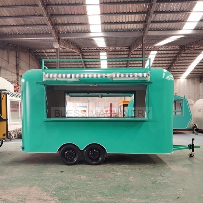Camion alimentare mobile in acciaio inox in Europa con cucina completa e lunga durata di vita