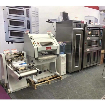Forno per pane tedesco multifunzionale automatico con lunga durata di funzionamento esposto alla fiera di Canton
