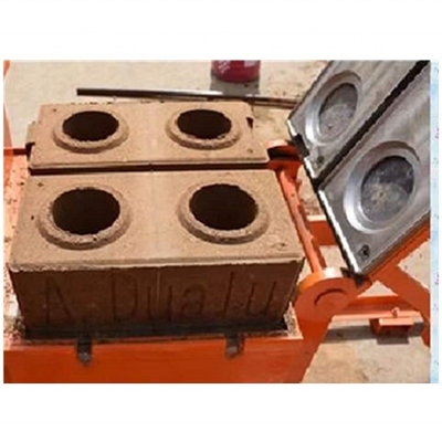 Home 2023 User Friendly Design Hydraform Brick Making Machine con garanzia di 24 mesi