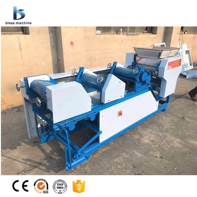 Macchina di produzione di noodle indomie cinese professionale con dimensioni di 2300*730*1300mm