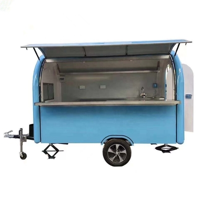 Preparare cibo in movimento con la funzione del carrello da caffè della cucina completa