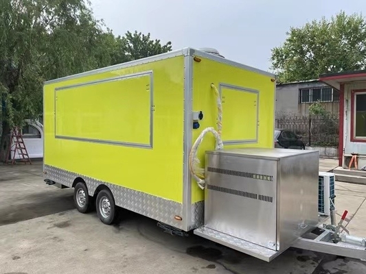 Camioncini alimentari e carrelli alimentari personalizzati