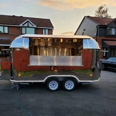 35KM-75KM/H Food Truck Catering Trailer con facile funzionamento e cucina completamente attrezzata
