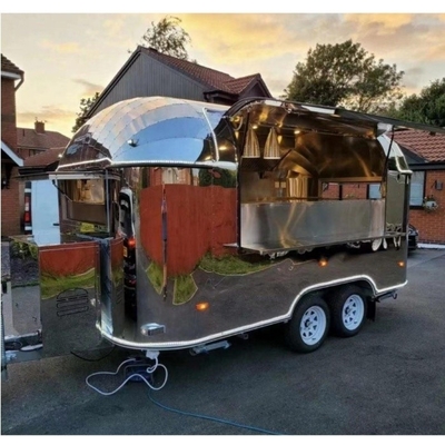 35KM-75KM/H Food Truck Catering Trailer con facile funzionamento e cucina completamente attrezzata
