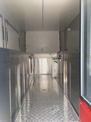 Produrre cibo per carrello di pizza mobile