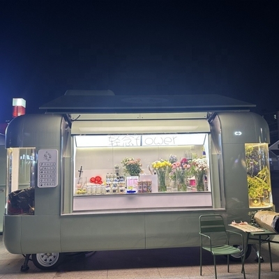 Mobile Airstream Ice Cream Coffee Food Trailer personalizzato per camion di fast food all'aperto