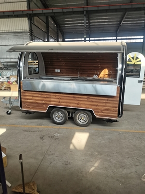 Migliora il tuo business con il nostro Food Truck Water Bar e Milk Tea Car