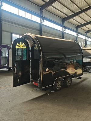 Migliora il tuo business con il nostro Food Truck Water Bar e Milk Tea Car