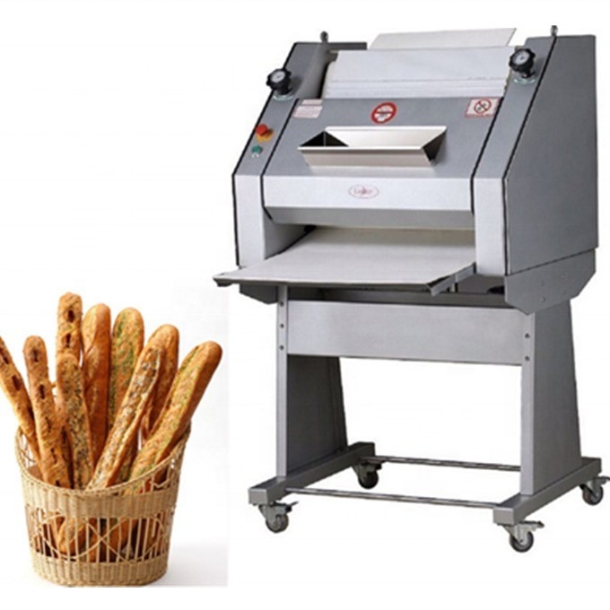 Modello automatico di baguette con motore da 0,75 kW e garanzia di 24 mesi