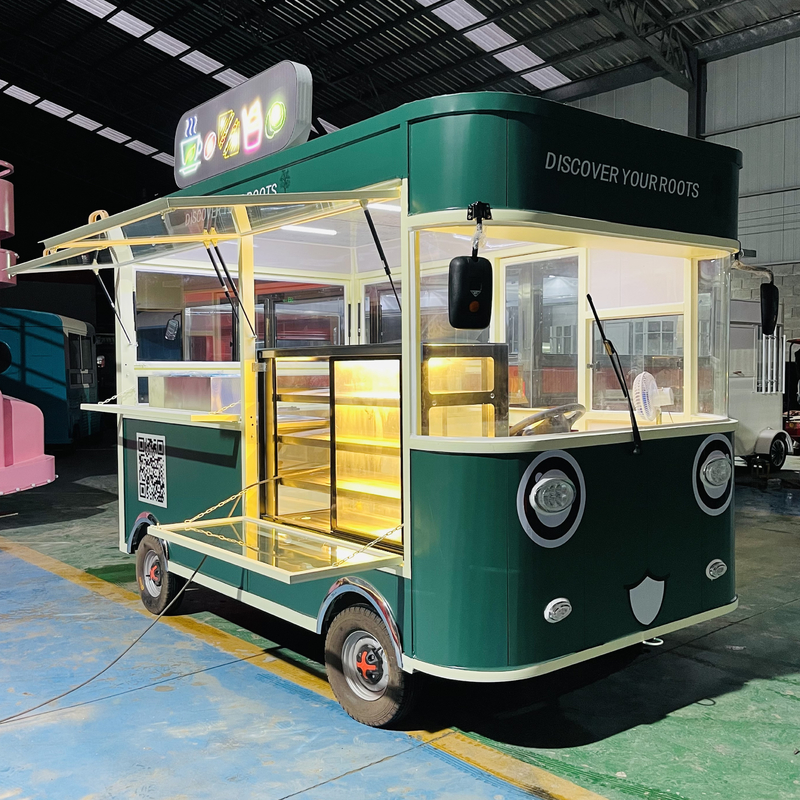 Combinazione di pollo fritto e cola per camion elettrico mobile in olio da cucina